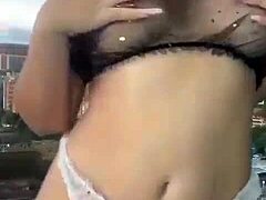 Isa gordita chats online with venezuelan and colombian latinas