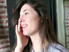 youtubers with big asses shaking and twerking on camera