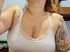 i get horny and the light turns onn