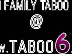 Jebam svoju MILF nevlastnú mamu Penny Barber v tabuovej roleplay.