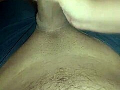 היי, למה אני לא יכול להפסיק להרביץ לזין הזה הענק? פעולה משוגעת!