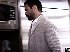 Lesbian milf enjoys threesome therapy with sucking and blowjob