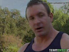 Uskyldig nørd lille 18+ patter teen Lexi Bloom kneppet