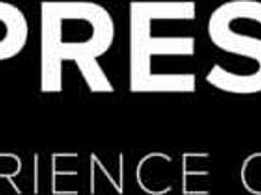 Κόκκινη μαλλιά σε έκθεση από Vixenplus.