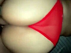 Nemôžem prestať zierať na pekný zadok mojej svokry