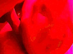 Fucking that hot morena with big ass at the beach!