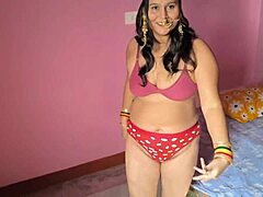 Sugr mare pulă ca pe acadea, gospodină grasă BBW vorbind murdar!