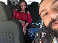 Mattos couple adventures at the beach with friend