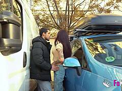 Sofia Sweet keményen szorítja a 10 centis farkat