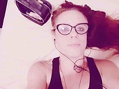 Nikkabunny enjoys solo orgasm as trans