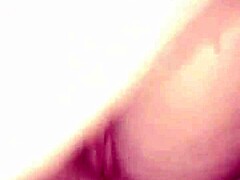 putita de 22 años se masturba shaved pussy para mí