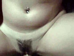 Three natural babes go wild in threesome 😍