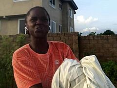 crazybitch continue folding clothes whiles twerking