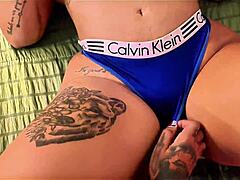 big curvy colombian girl gets fucked in homemade video