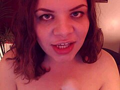 i'm sw33tcherry giving a blowjob on webcam with dildo