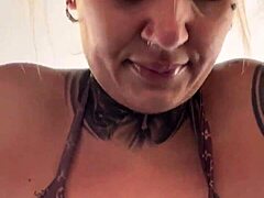 I got so wet at the gym that it flowed down my legs a lot