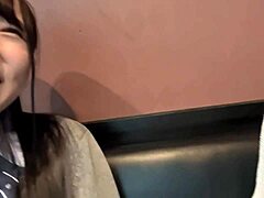 リナの止まらない性欲、学校制服で！