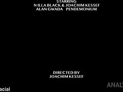 Nilla Black nyder suggestivt anal pounding med 3 store sorte pikker i rumænsk scene