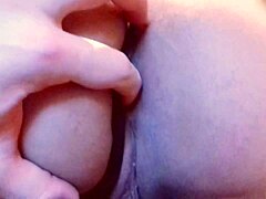 'Do you want threesome with carrot?' asks horny secretary