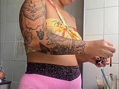 Showing my swollen pussy on live?