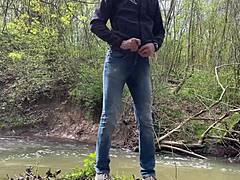 계모가 딸의 거부를 발견해 야동