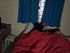 Esposa olhos vendados chamei meu amigo na hora do sexo