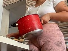 I CALLED MY FRIEND WITH BIG ASS TO HELP ME WITH LUNCH