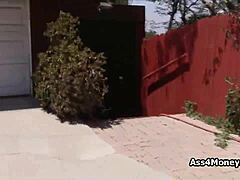 Locked Out Girlfriend Gets Fucked by Stranger Publicly