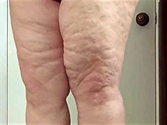 Cameraman Jerks Off on Chubby MILF's Big Butt