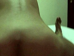 montando como una puta en hotel