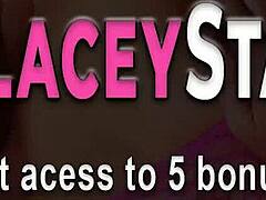 Η ώριμη Βρετανίδα Lacey Starr πιπιλάει μεγάλα μαύρα καυλιά
