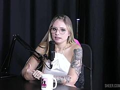 Relaxing Blowjob With Cum In Mouth From Cute Babe