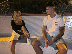 Passeggio Lungo Mare E Uno Sconosciuto Si Accorge Che Non Ho Le Mutande Video Outdoor