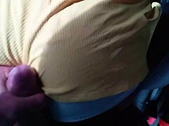 I left a black halls in my uber and this latina bent over for me