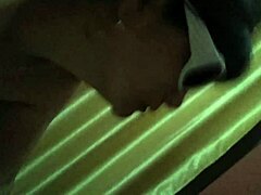 Señora peruana le encanta montar