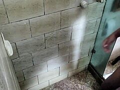 Joao fucks Nicoly Carioca in the BATH