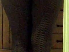 Wife In Leggings Shows Ass