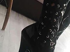 blonde balloon popping