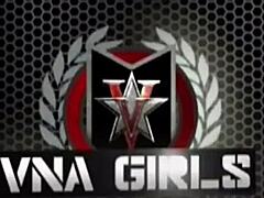 vicky vette shower strip