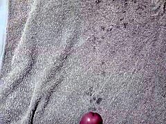 Skinny Cumshot Moan