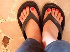 greta's toenail polish 💅