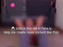 Lush Sit-Ups Distraction