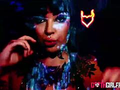 Pussy Stretching Fuck