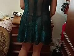 Pounding amateur pussy