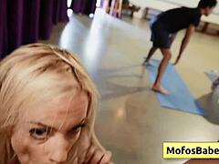 Blonde sucks cock 😍