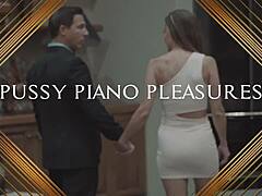 Intense Piano Pussy Pleasures