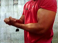 Yuri Gaúcho Handjob