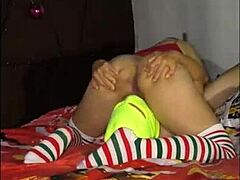 Guy Fucks Vagina Doggy