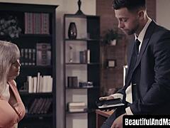 ダーラ・クレーン激しいピストン