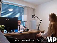 Arina's Cheating Loan Squirting 😏